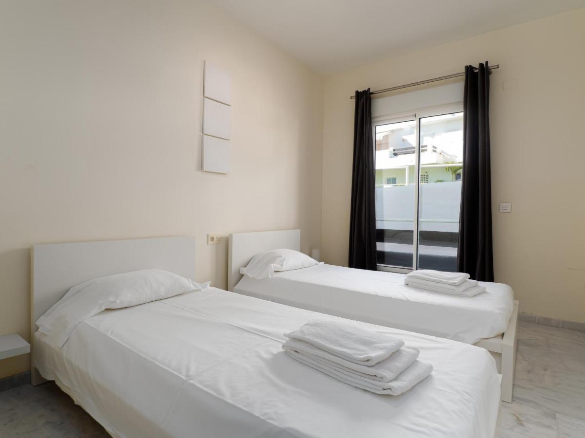 2051-New 3 Bedrooms On Golf Εστεπόνα Εξωτερικό φωτογραφία