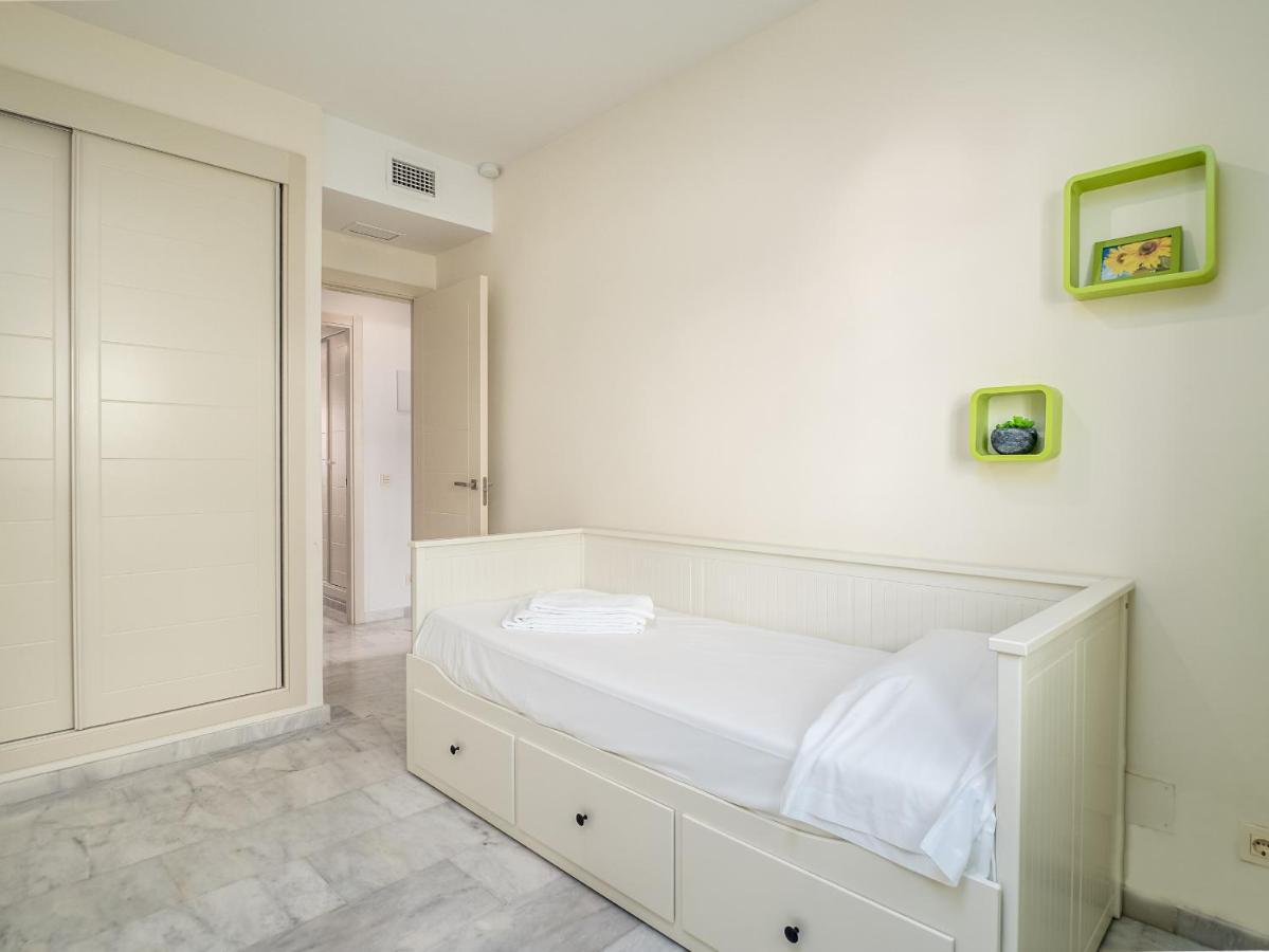 2051-New 3 Bedrooms On Golf Εστεπόνα Εξωτερικό φωτογραφία